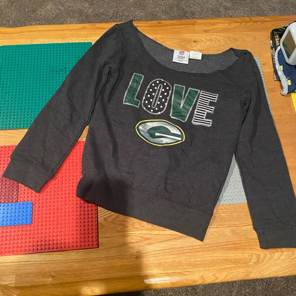 Girls Packers sweatshirt sz 8/10